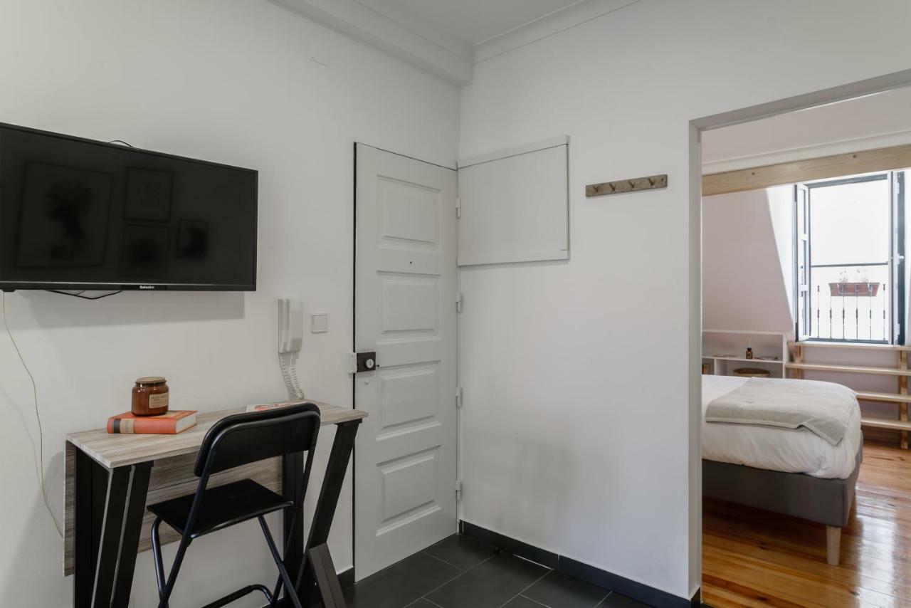 Charming Apartment- Authentic Experience In Graca Lisboa Eksteriør billede