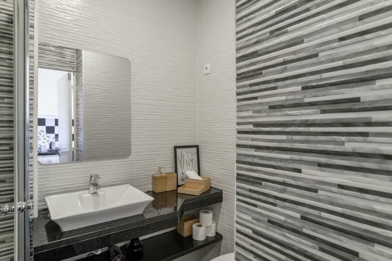 Charming Apartment- Authentic Experience In Graca Lisboa Eksteriør billede