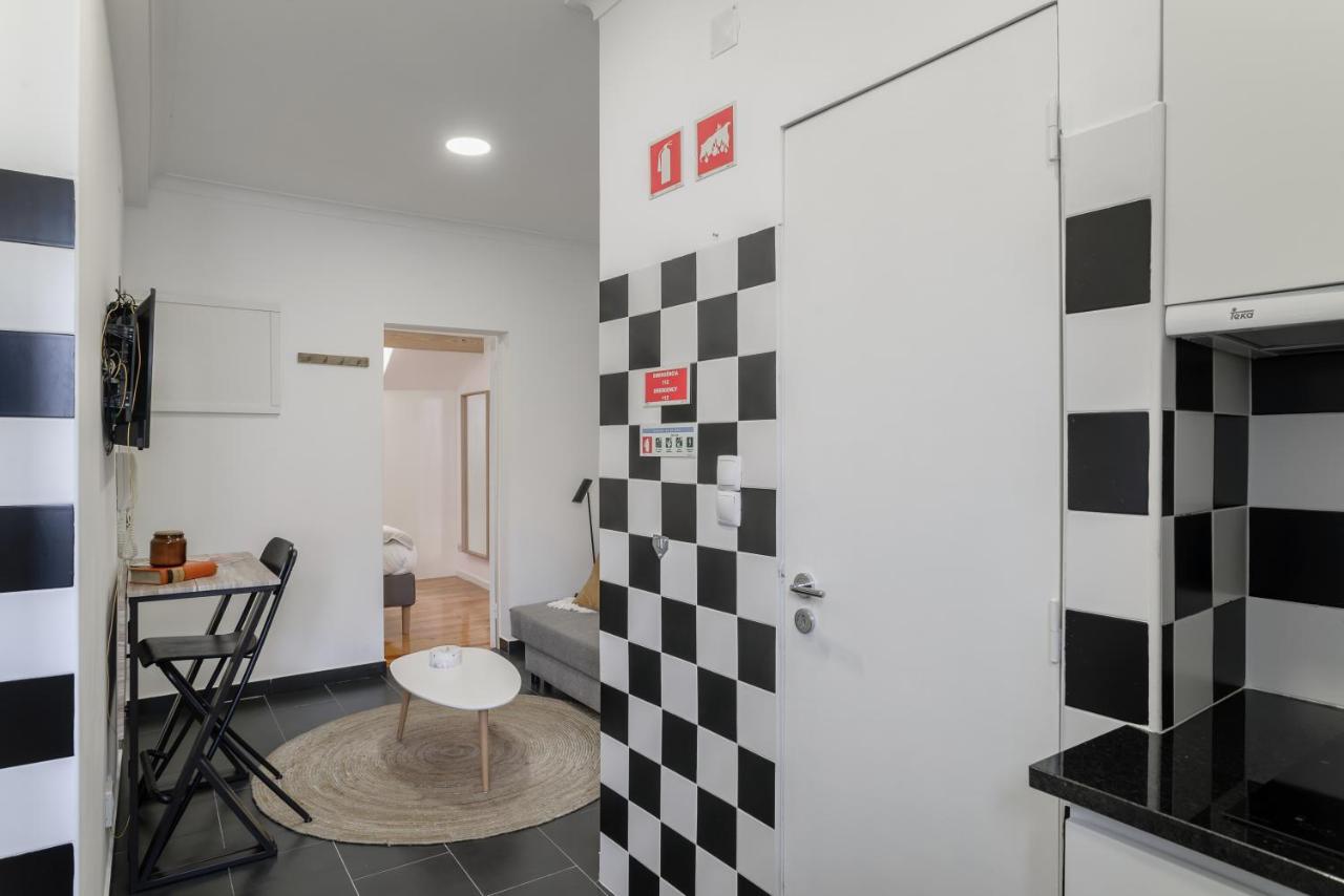 Charming Apartment- Authentic Experience In Graca Lisboa Eksteriør billede